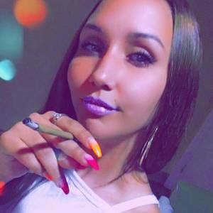 Meet your Posher, Kay